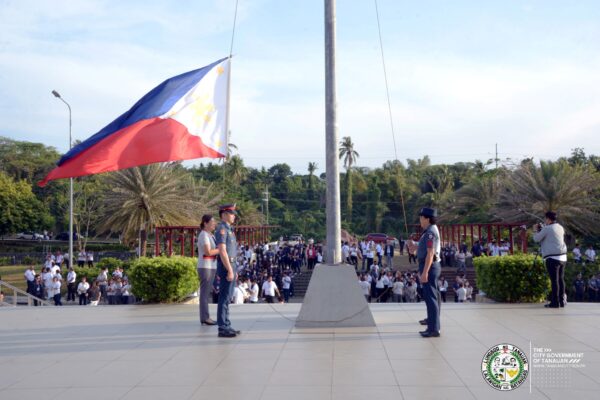 ika-28 na pagtataas ng watawat ng Pilipinas sa Lungsod ng Tanauan