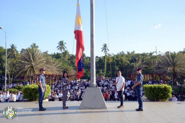 Flag Raising Ceremony ng Batangas PNP Provincial Office