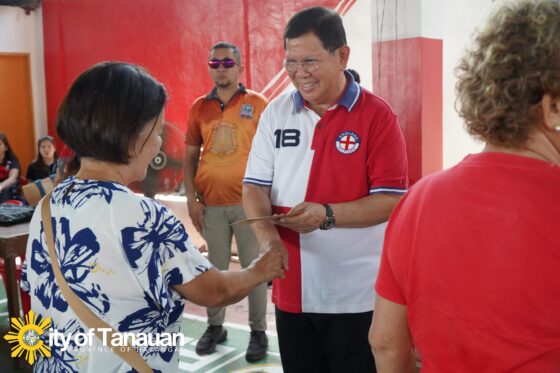 Local AICS para sa mga Tanaueño, inihatid ni Mayor Sonny Perez Collantes!